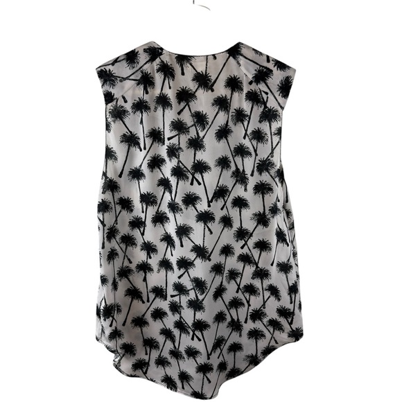 L'AGENCE XS Cali Palm Tree Print Sleeveless Blouse - Picture 6 of 9
